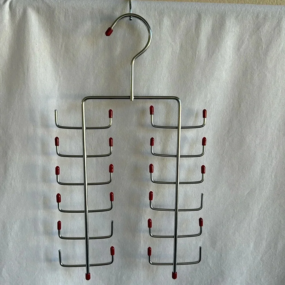 Silver metal scarf and belt hanger